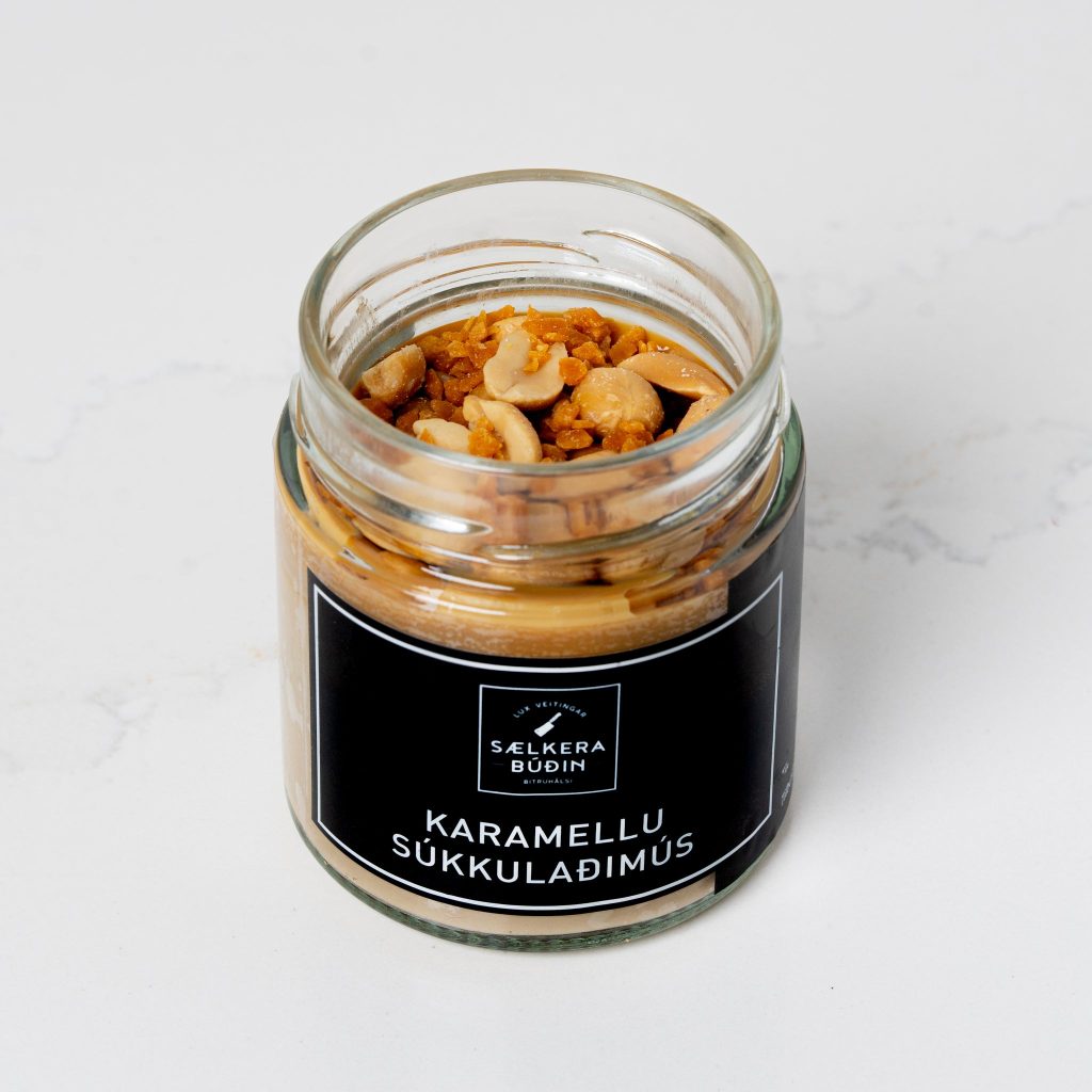 Karmellu súkkulaðimús